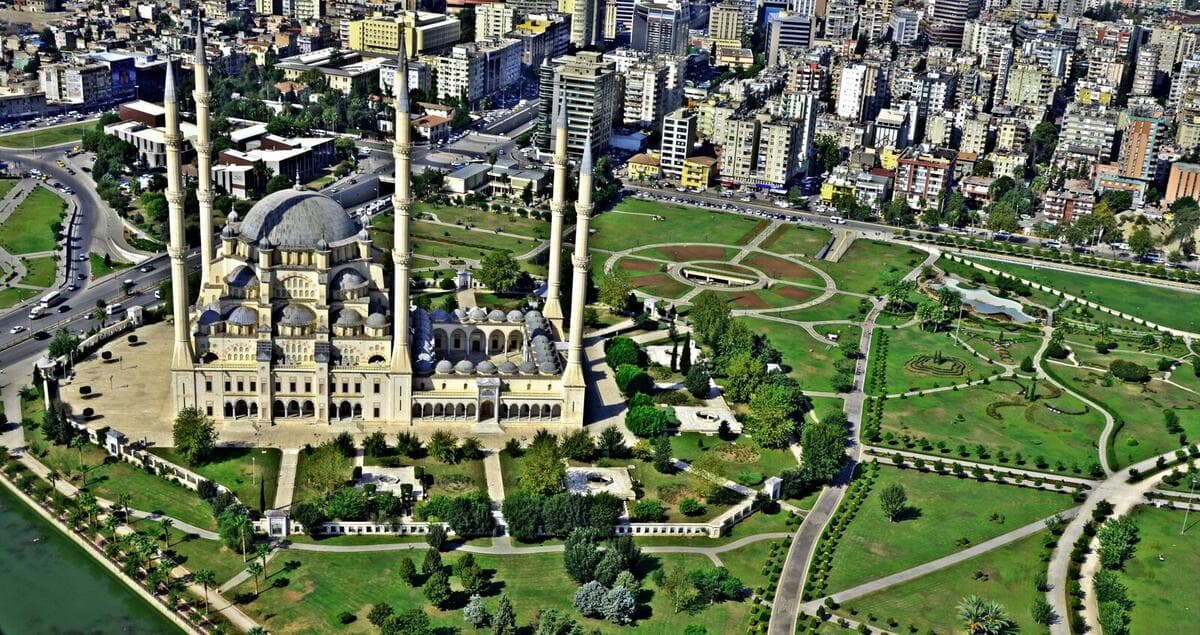 Sabancı Merkez Camii (Sabancı Central Mosque)