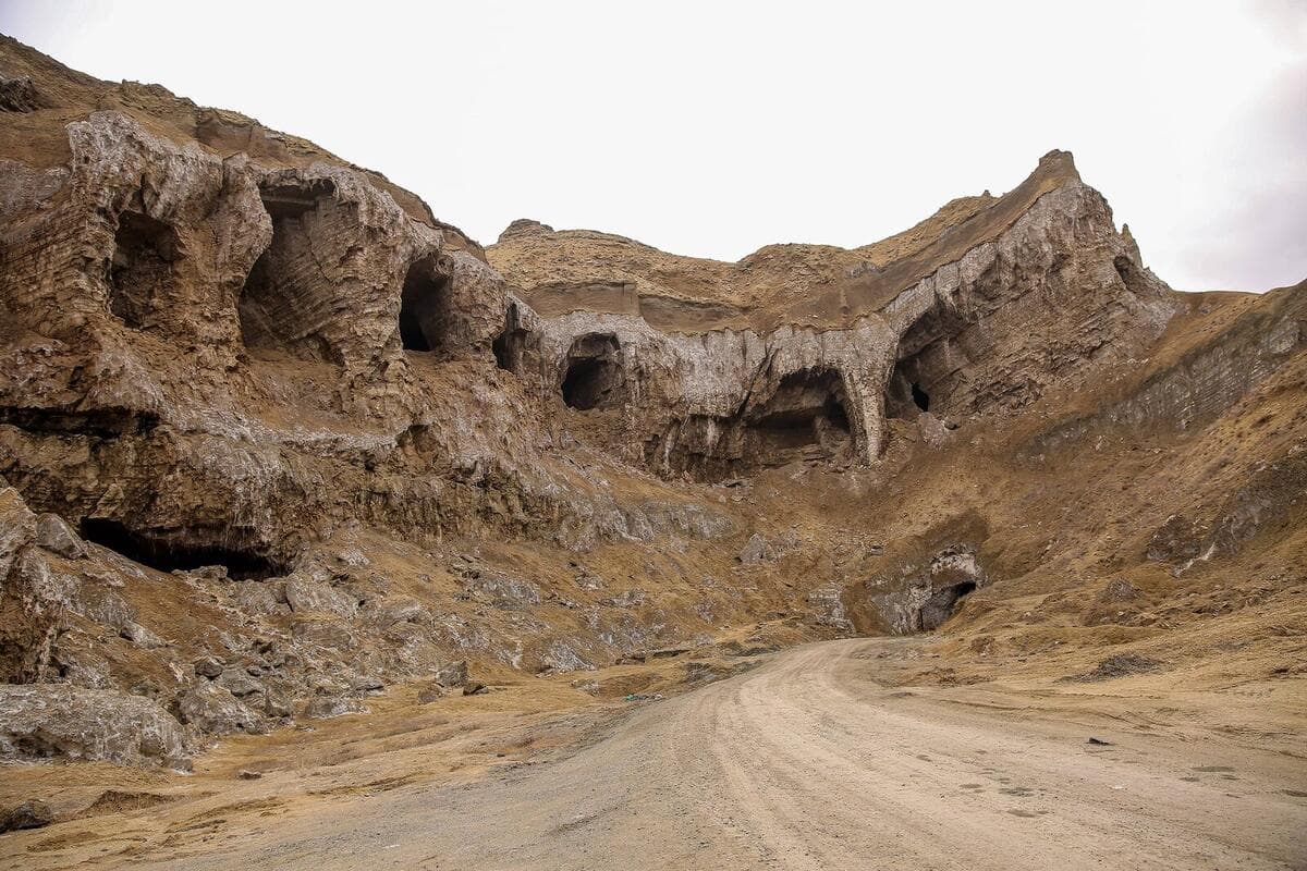 Tuzluca Underground Crystal-Salt Caves